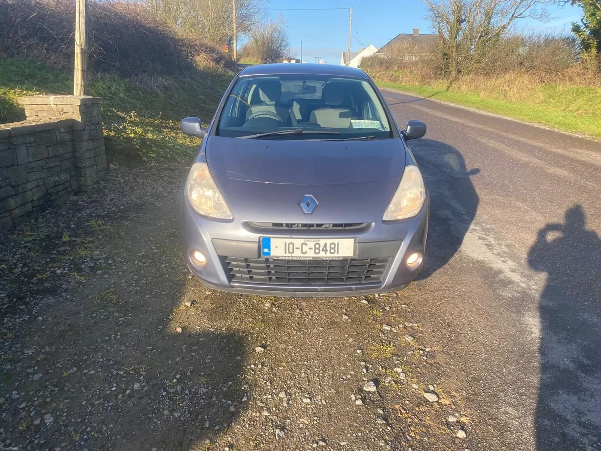 Renault Clio 1.2 ROYALE *NCT’D* - Image 2