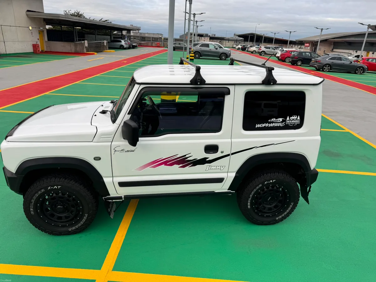 2022 Suzuki Jimny FULLY LOADED WITH EXTRAS - Image 4