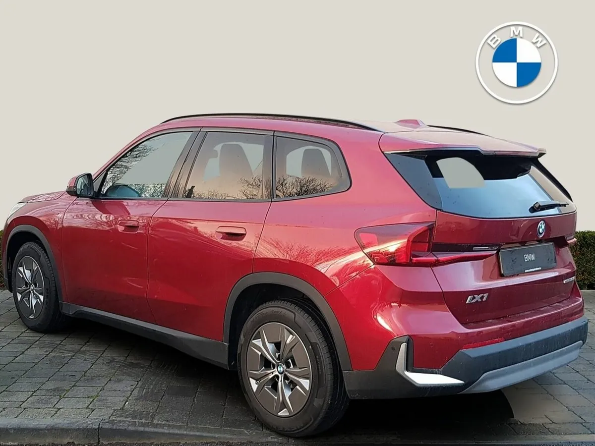 BMW iX1 iX1 eDrive20 Sport - Image 2