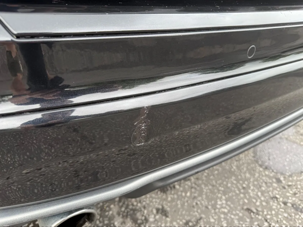 Volvo XC60 2015 (R-Design). Leather. LOW MILEAGE - Image 3