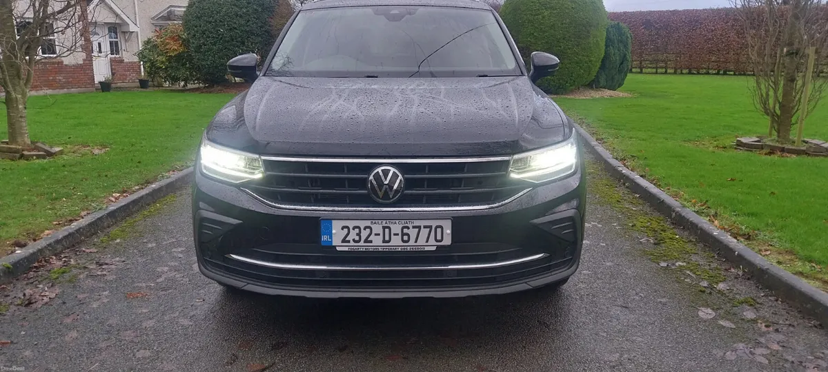 2023 Volkswagen Tiguan 2.0TDI Life Tech Pack 122 - Image 3