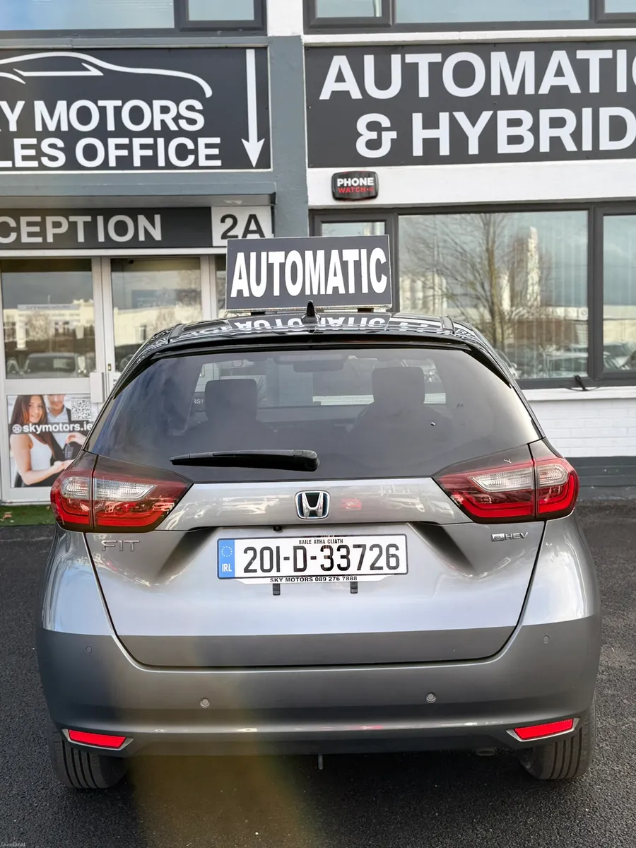 2020 Honda  Fit 1.5 Petrol Hybrid auto,immacultae - Image 4