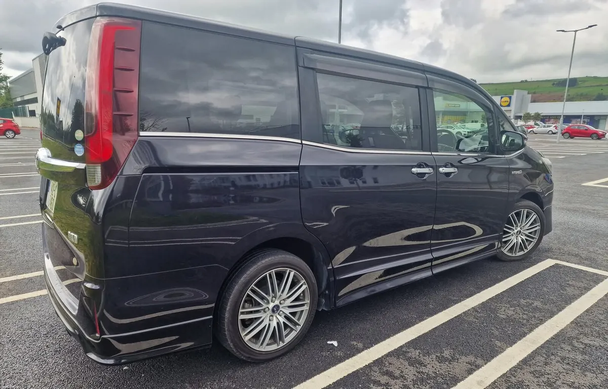 Toyota Esquire Hybrid 7 seater  MPV 1.8L WARRANTY - Image 3