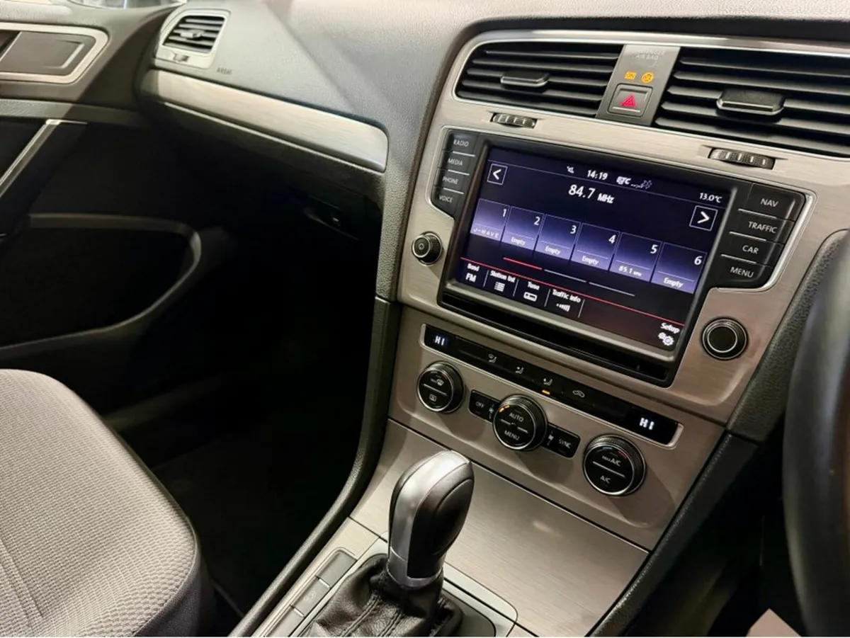 Volkswagen Golf 1.2 Comfortline - Image 4