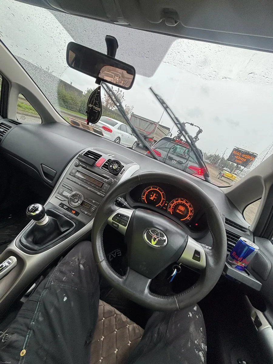 Toyota Autis - Image 3