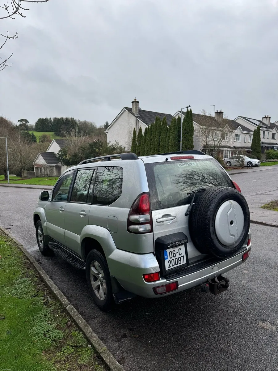 2006 Toyota Landcruiser 8 seater NCT 10/26 - Image 4