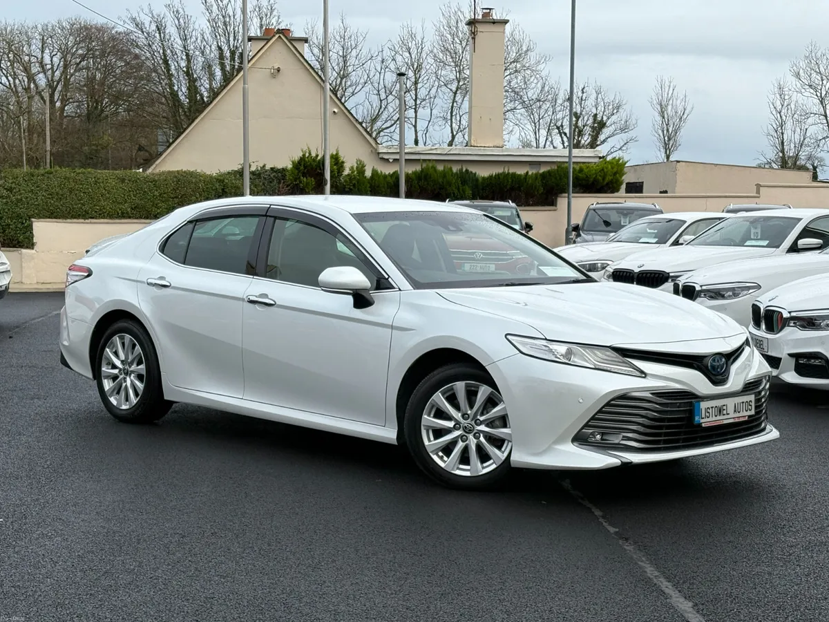 202 TOYOTA CAMRY 2.5 178BHP HYBRID AUTOMATIC - Image 2