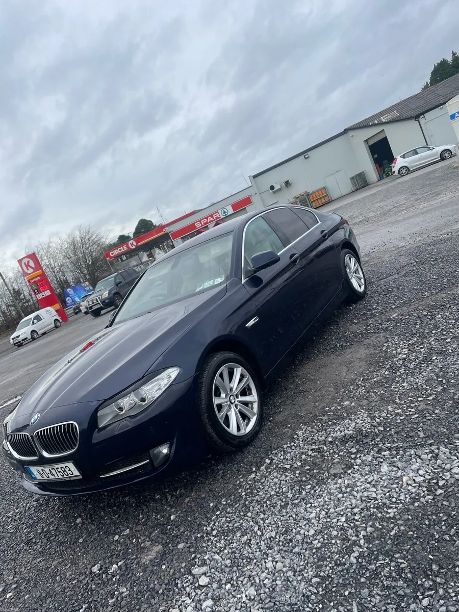 2011 520d bmw - Image 2