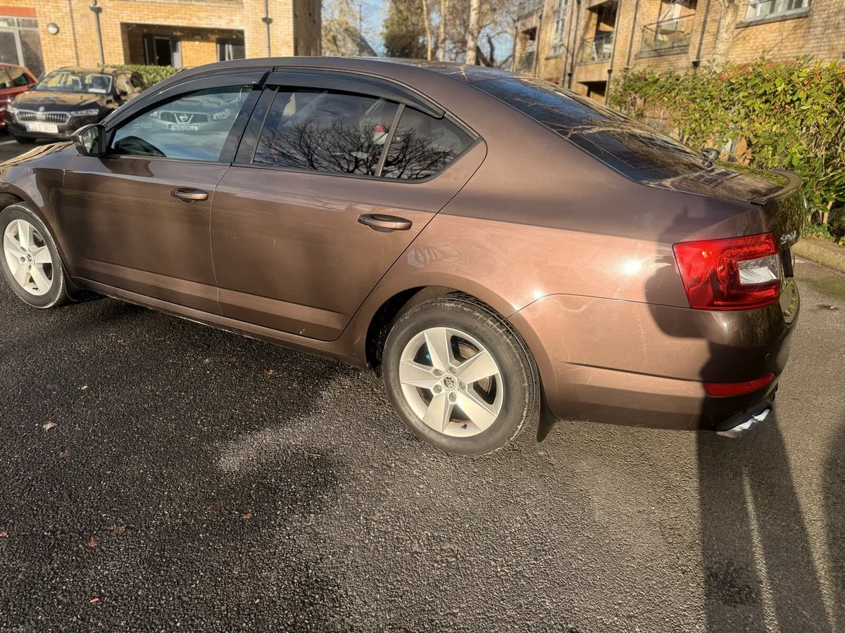 Skoda Octavia 1.6 Diesel 2014 - Image 3
