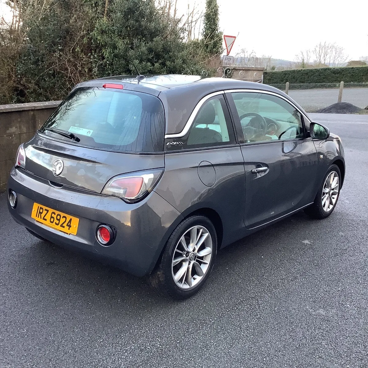 Vauxhall Adam  jam 1.2 petrol 3 door dec 201 38k - Image 2