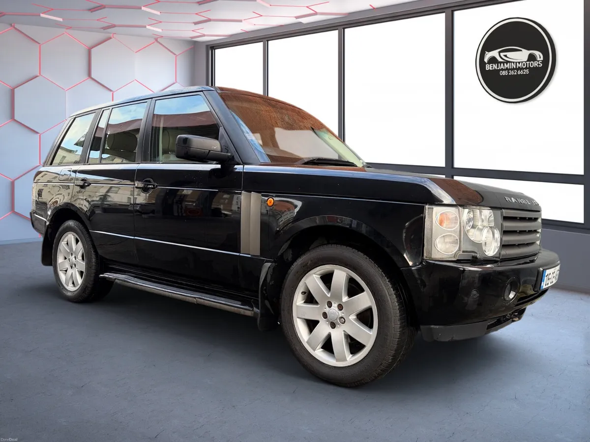 Range Rover Vogue CrewCab High Specs Cheap tax 333 - Image 1