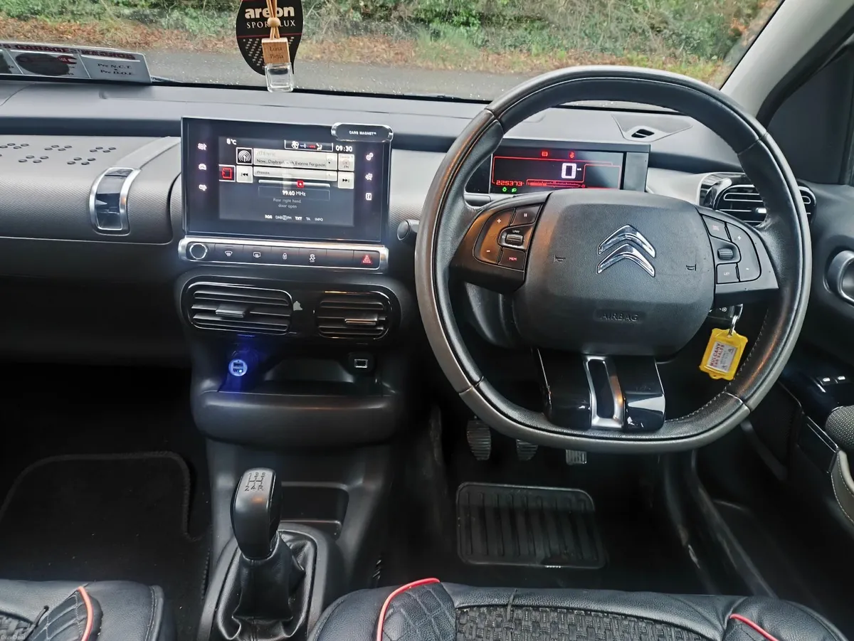 Citroen C4 cactus 2015 - Image 2