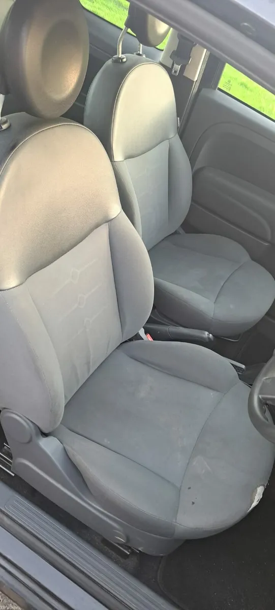 On hold Fiat 500 1.2 petrol - Image 2