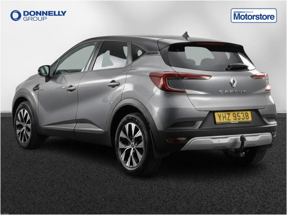 Renault Captur Hatchback Special Editions Limited - Image 2