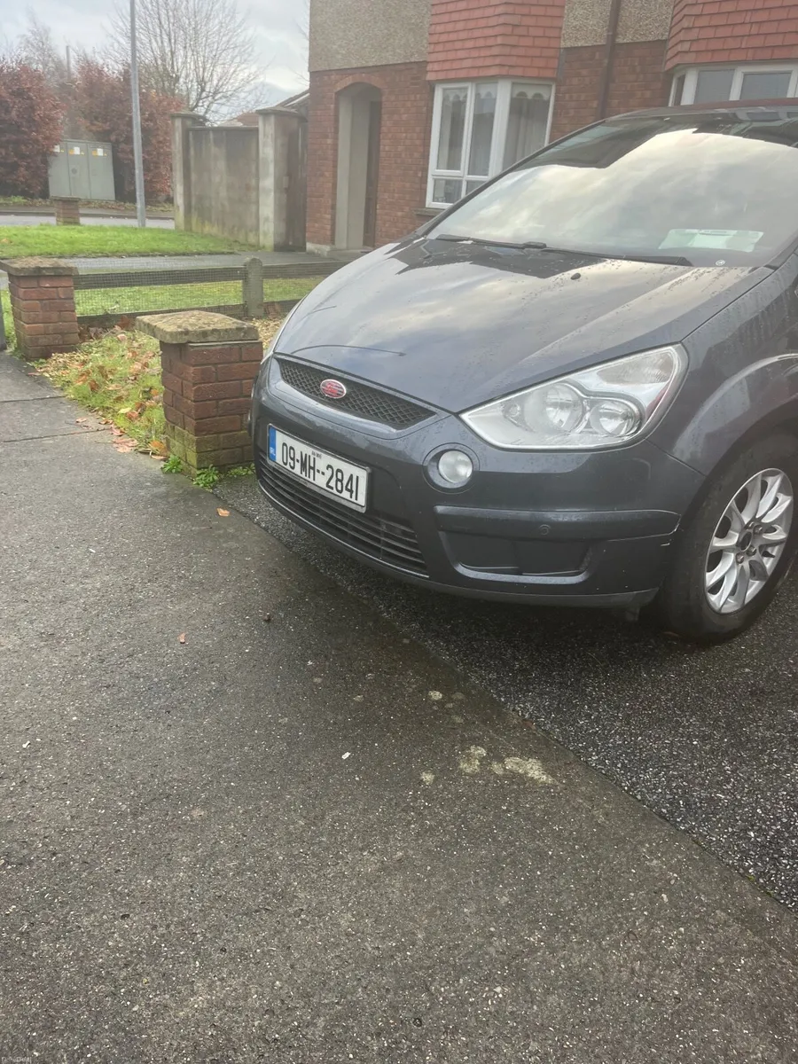 Ford S-Max 2009 - Image 4