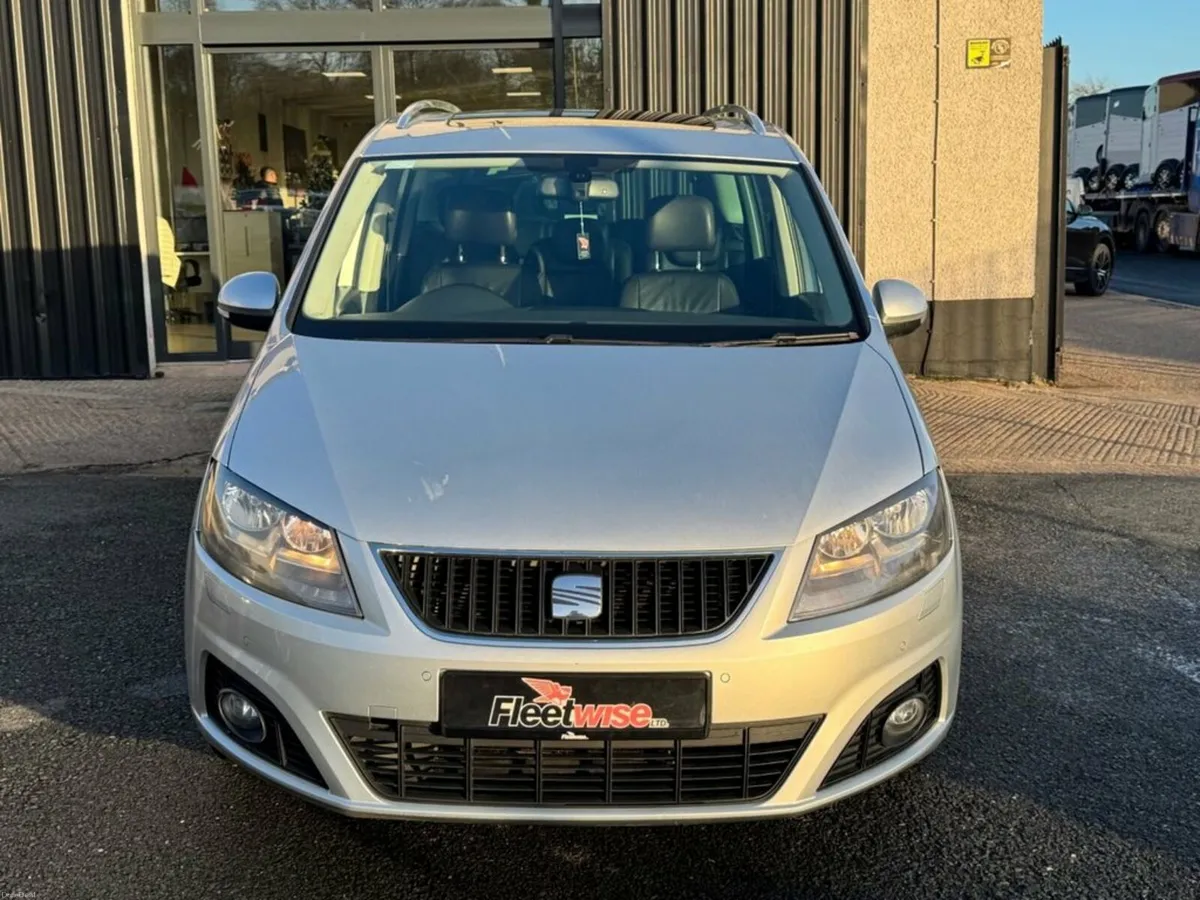 2.0 TDI CR SE Lux MPV 5dr Diesel DSG Euro 5 (s/s) - Image 2