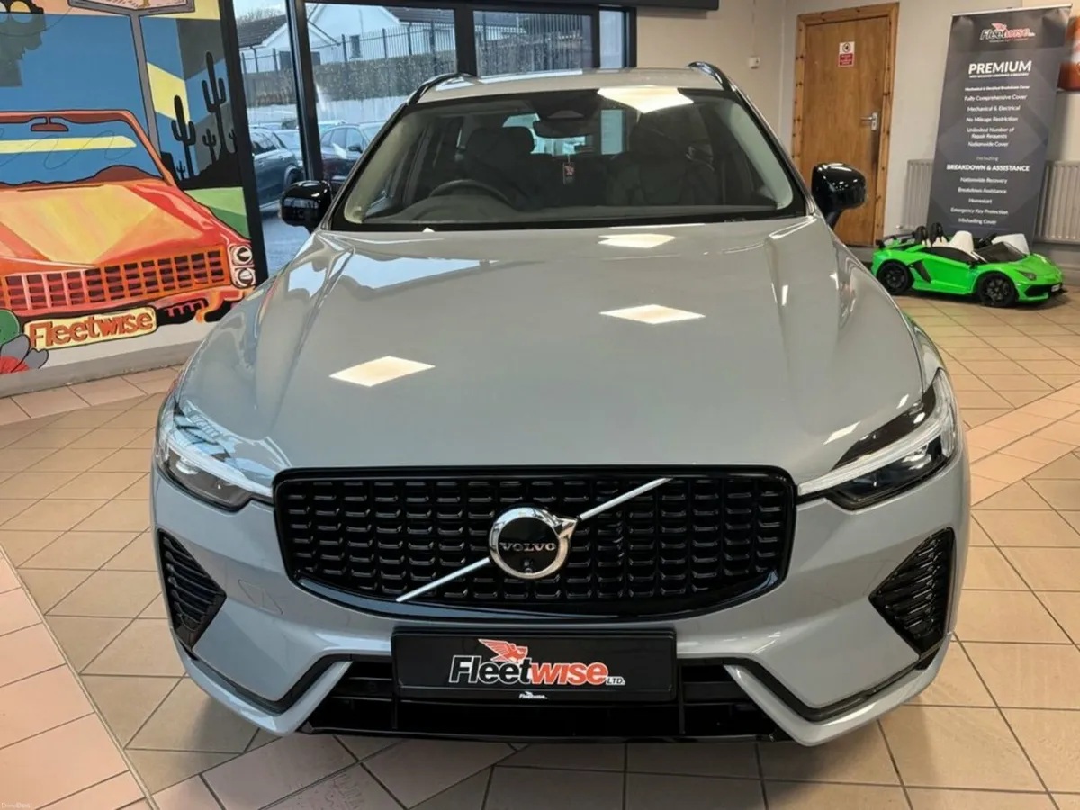 2.0 B5 MHEV Plus SUV 5dr Petrol Hybrid Auto AWD Eu - Image 2