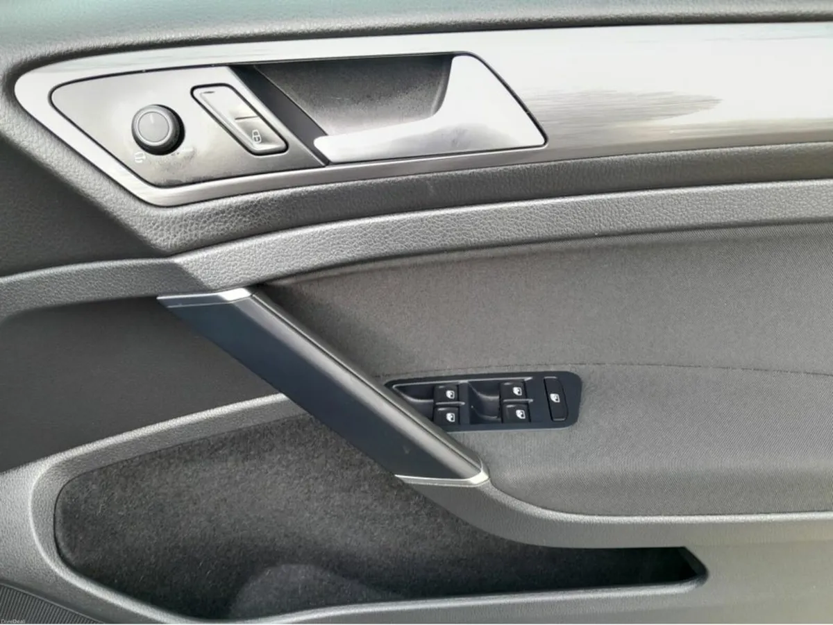 Volkswagen Golf 1.2 Comfortline PORTLAOISE R32C673 - Image 2