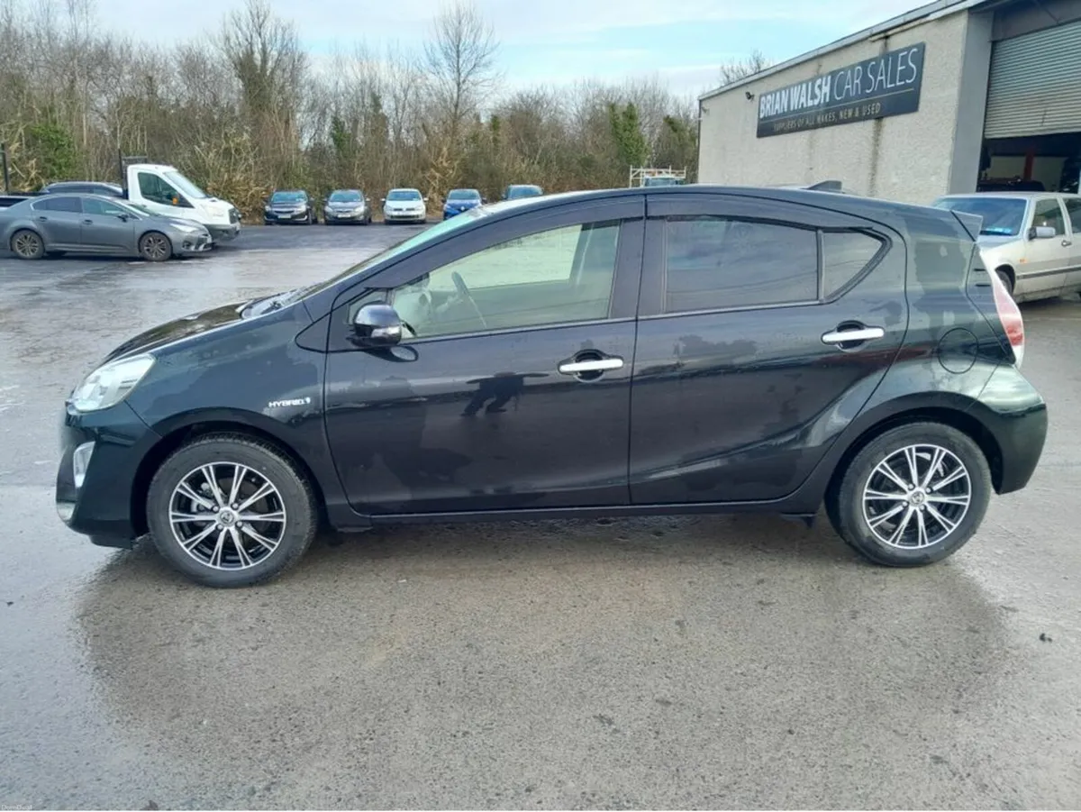 Toyota Aqua 1.5 Style PORTLAOISE - Image 3