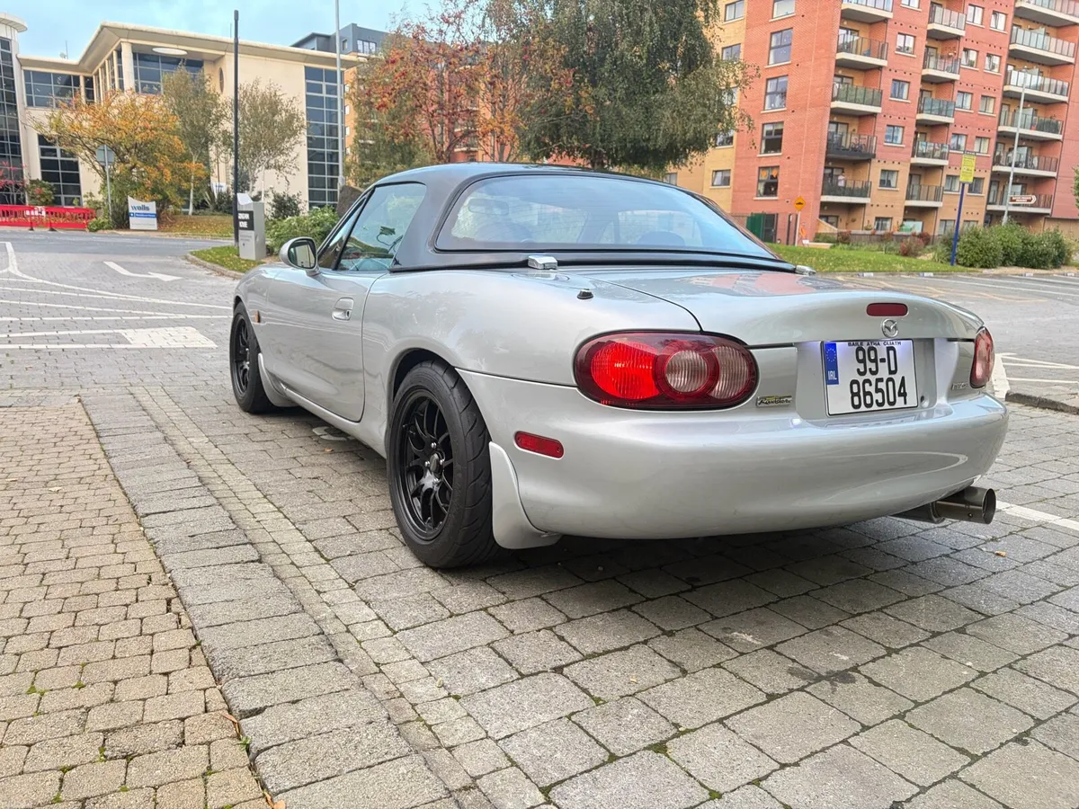 Mazda-MX5 - Image 4