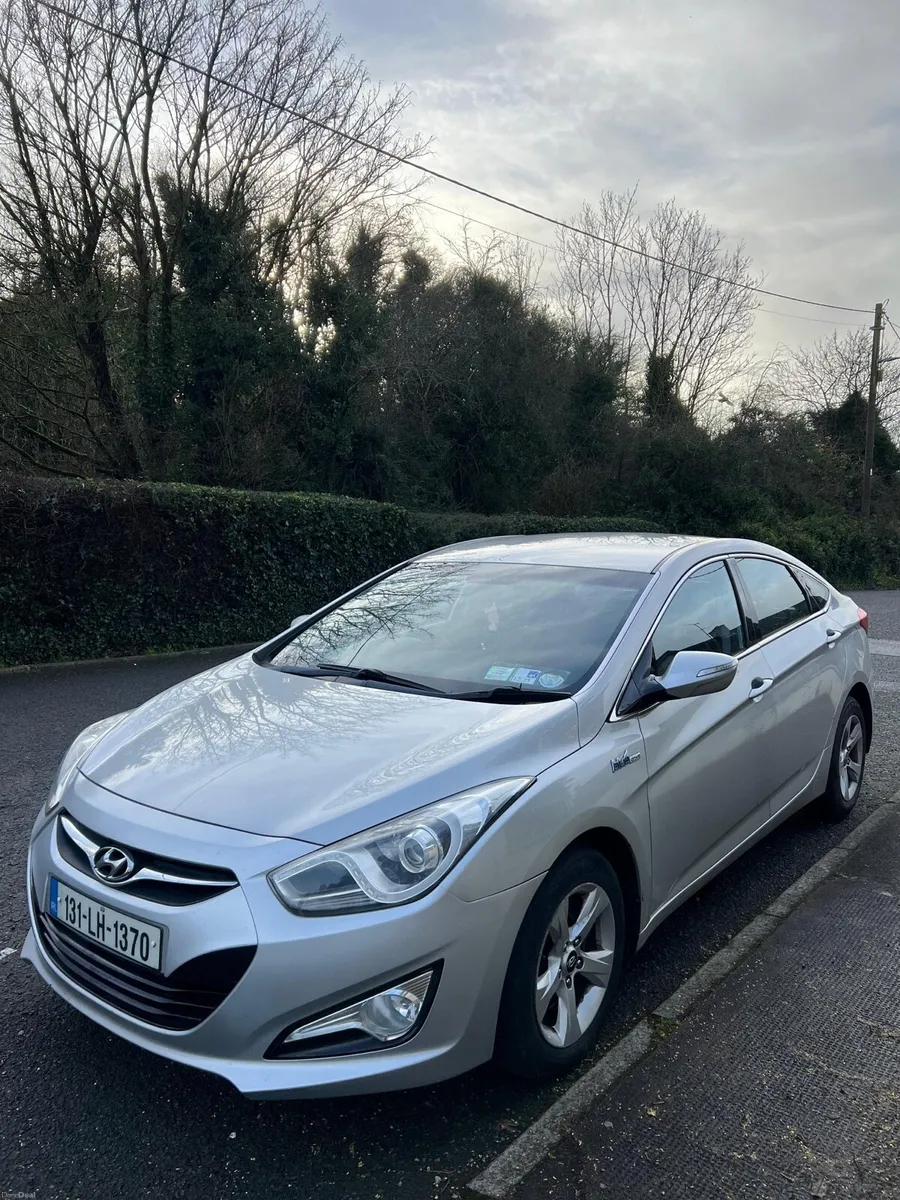 Hyundai i40 2013 - Image 2
