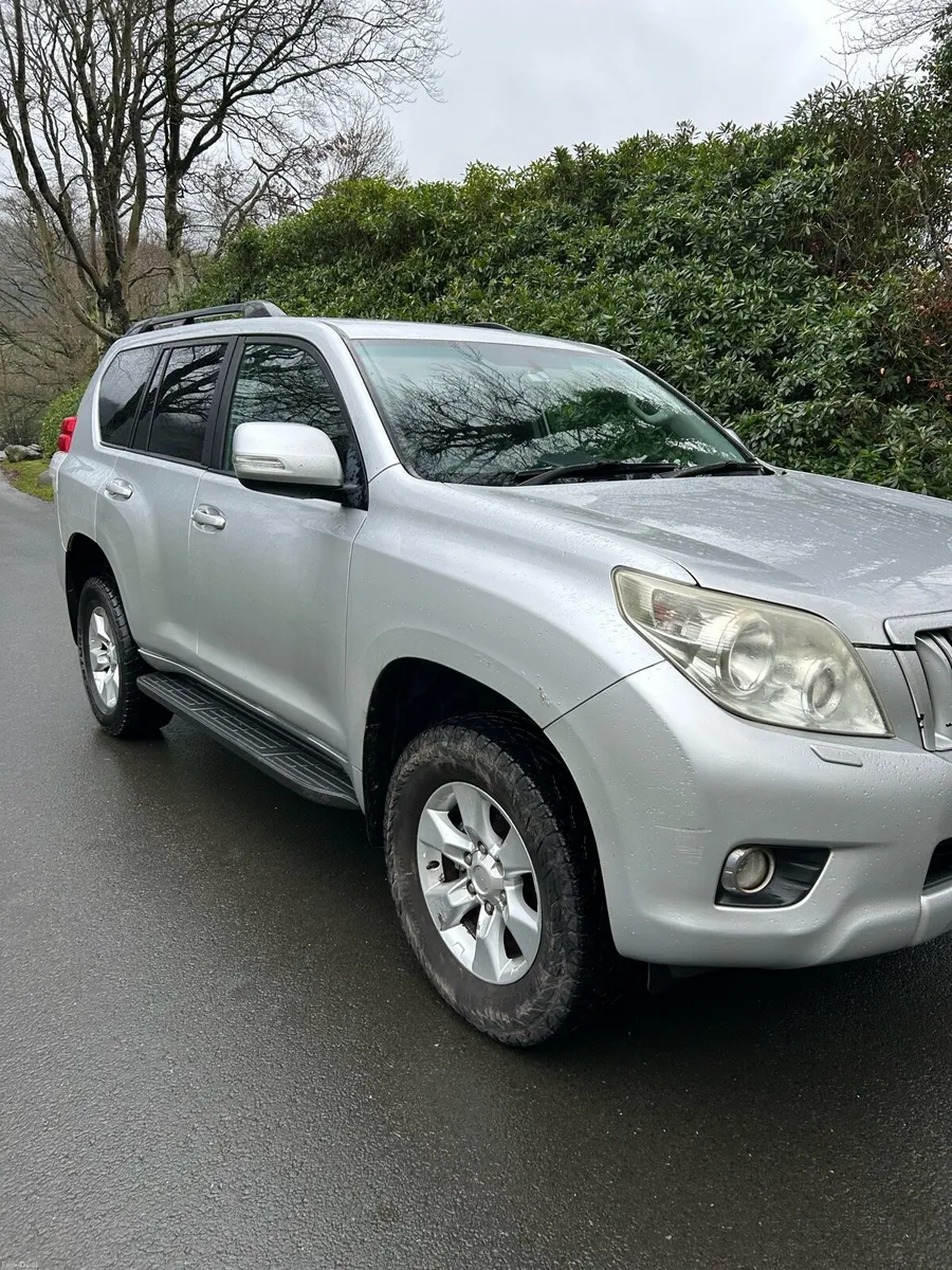 Toyota Landcruiser 2010 - Image 3