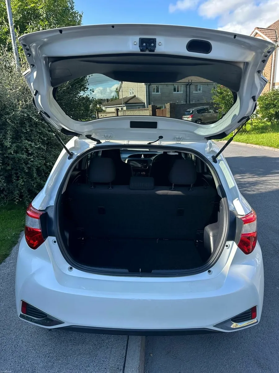 Toyota Vitz 2017 - Image 4