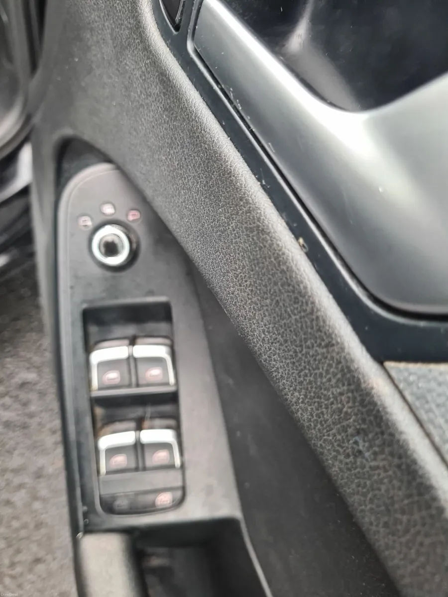 Audi A4 2015 - Image 3