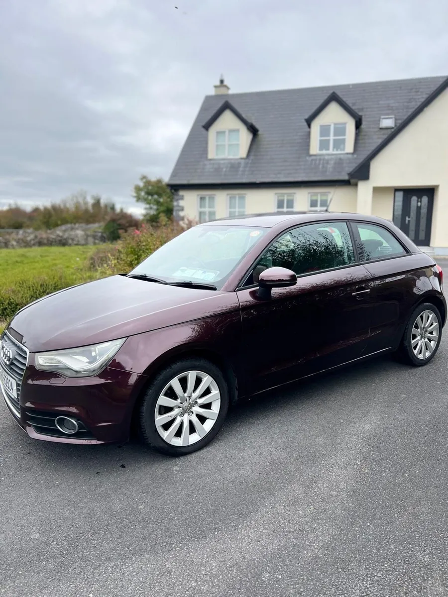 AUTOMATIC CAR FOR SALE - Image 2