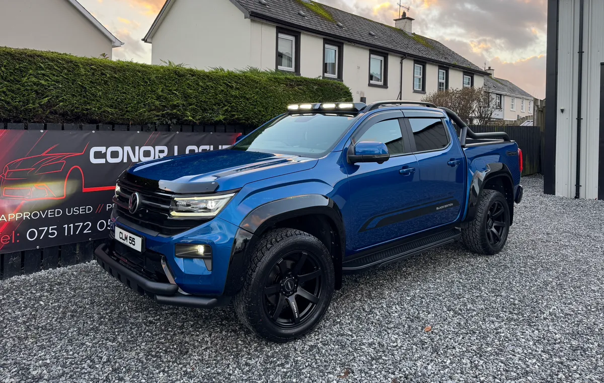 2023 232 Volkswagen Amarok Black Edition Auto - Image 3
