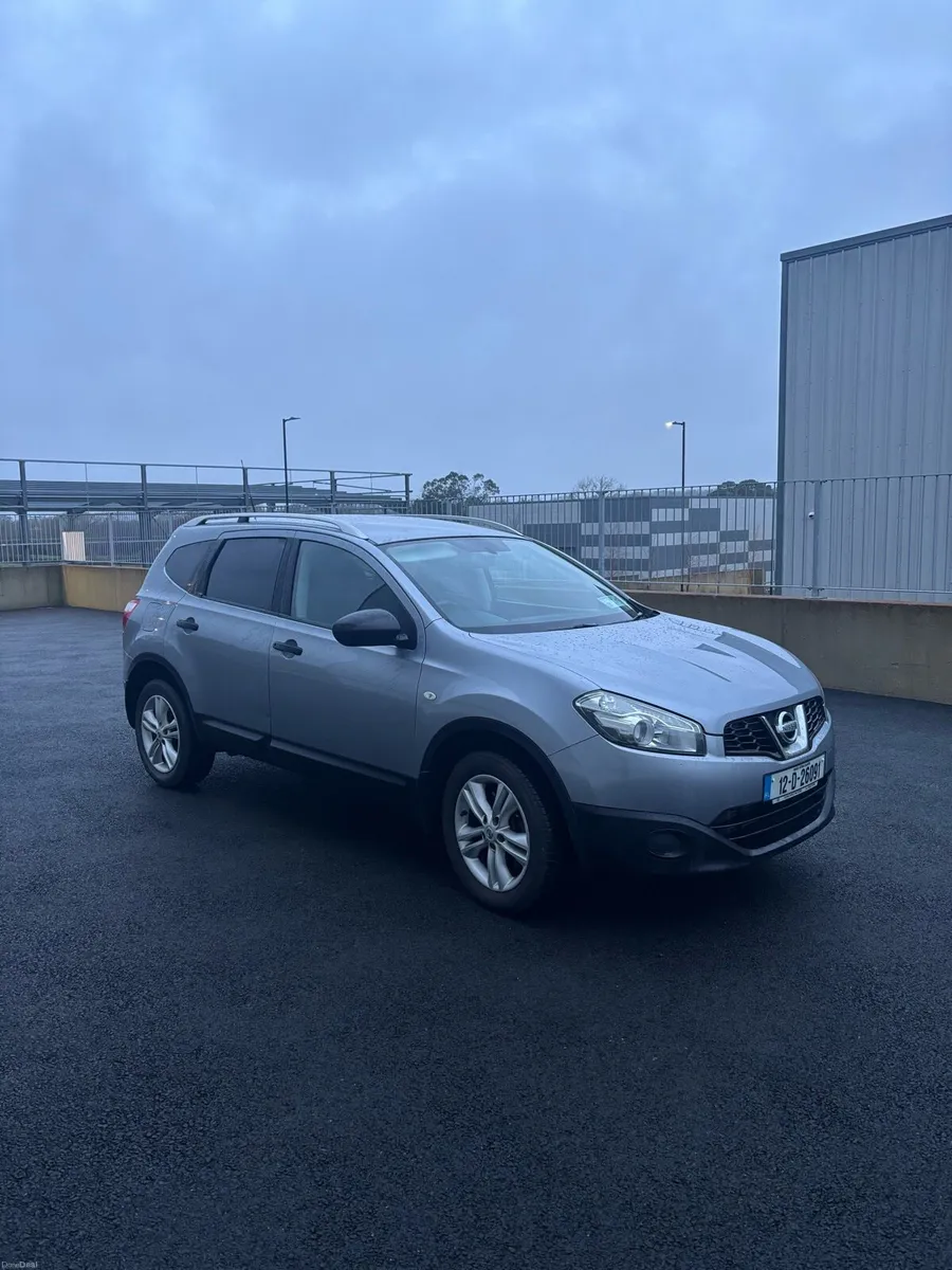Nissan Qashqai +2 4WD - Image 3