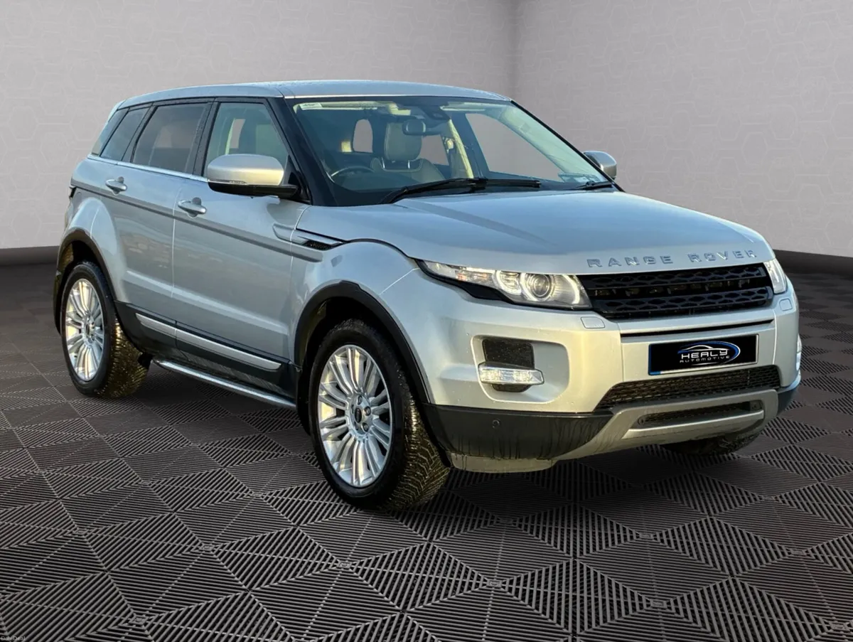 Land Rover Range Rover Evoque *Pan Roof* - Image 3