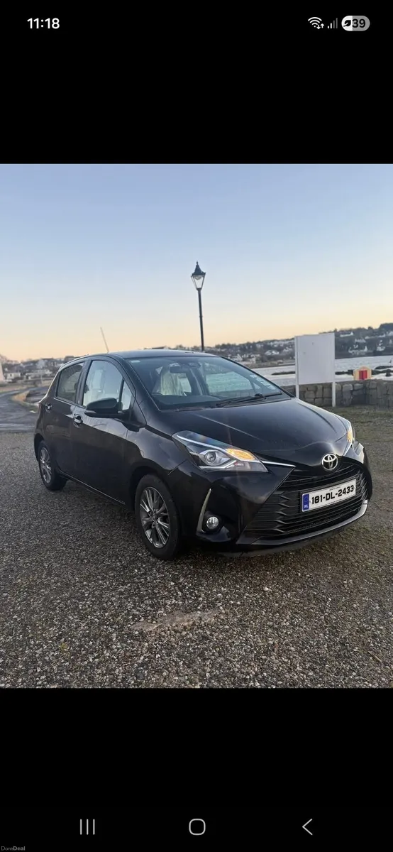Toyota Yaris 2018 - Image 2