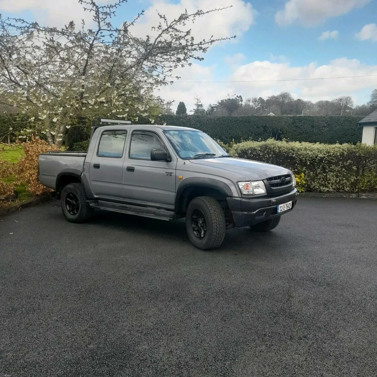 Toyota hilux mk5 - Image 3