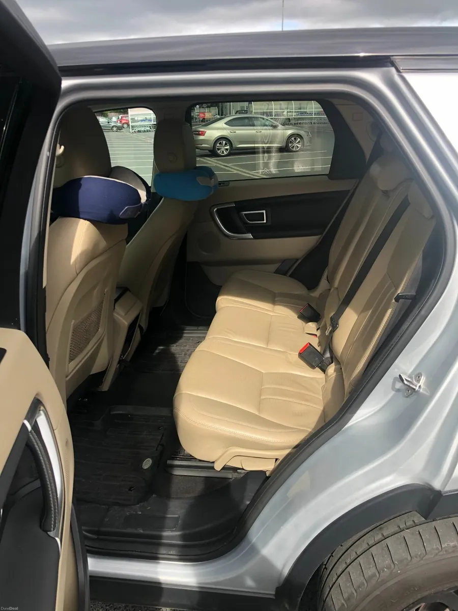 Land Rover Discovery Sport 2016 HSE 2.0D Auto - Image 2