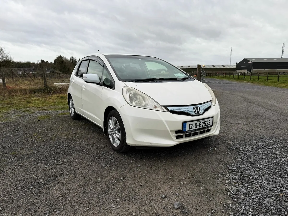 2012 Honda Fit 1.3L Petrol Hybrid – Automatic – - Image 2