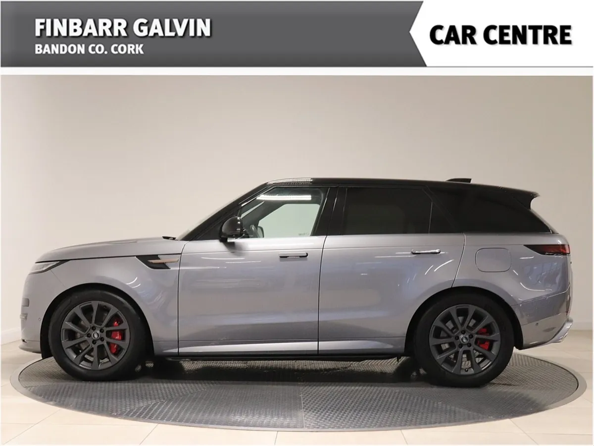 Range Rover Sport P440e SE Dynamic - Image 3