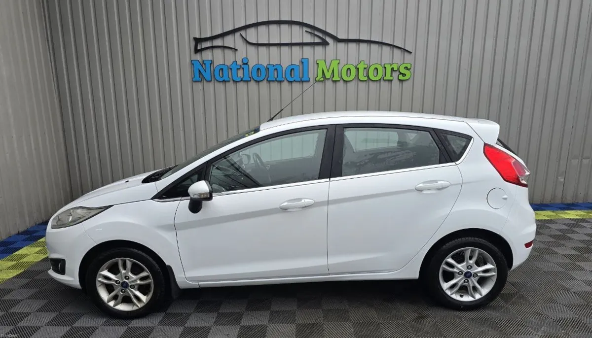 2016 Ford Fiesta 1.0 Petrol ZETEC - Image 5