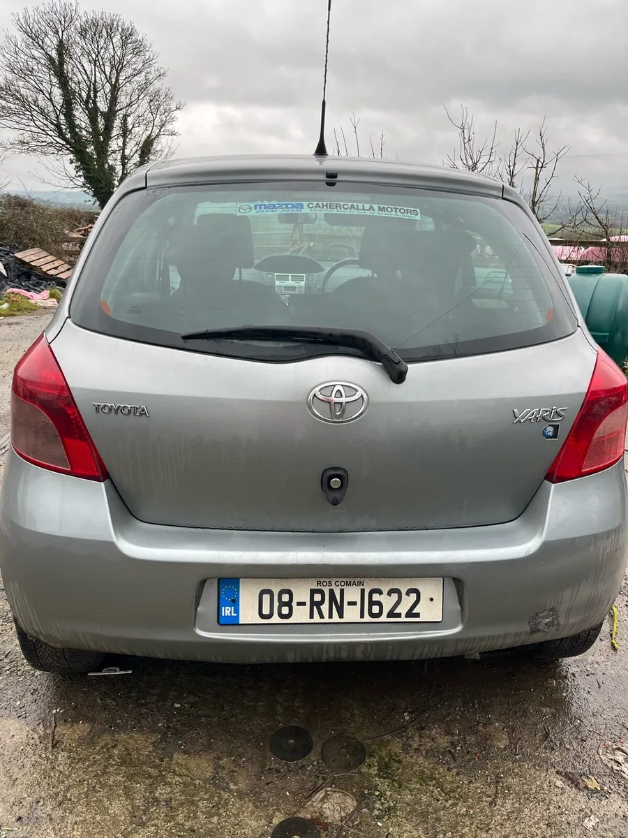 Toyota Yaris - Image 2