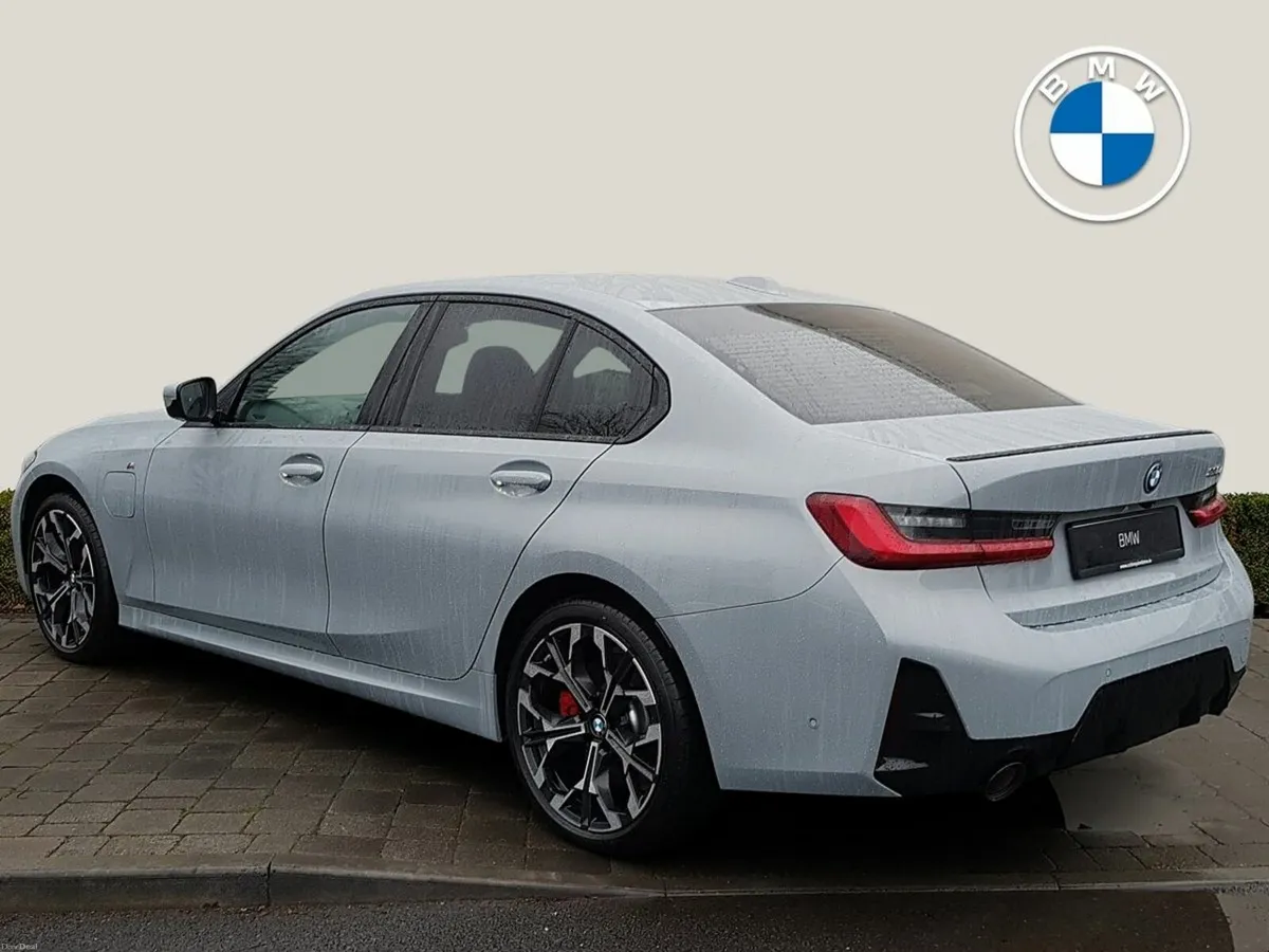 BMW 3-Series 330e M Sport - Image 2