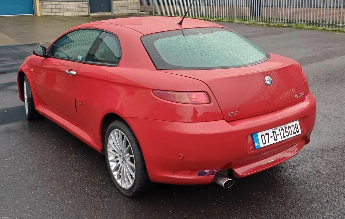 Alfa Romeo 1.9 JTD GT 2007 - Image 2