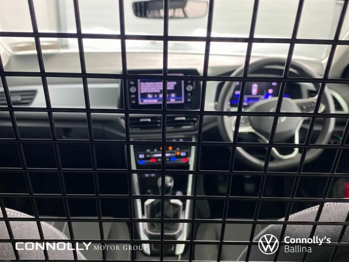 Volkswagen T-Roc COMMERICAL EDITION 75 | 2.0 Diesa - Image 4