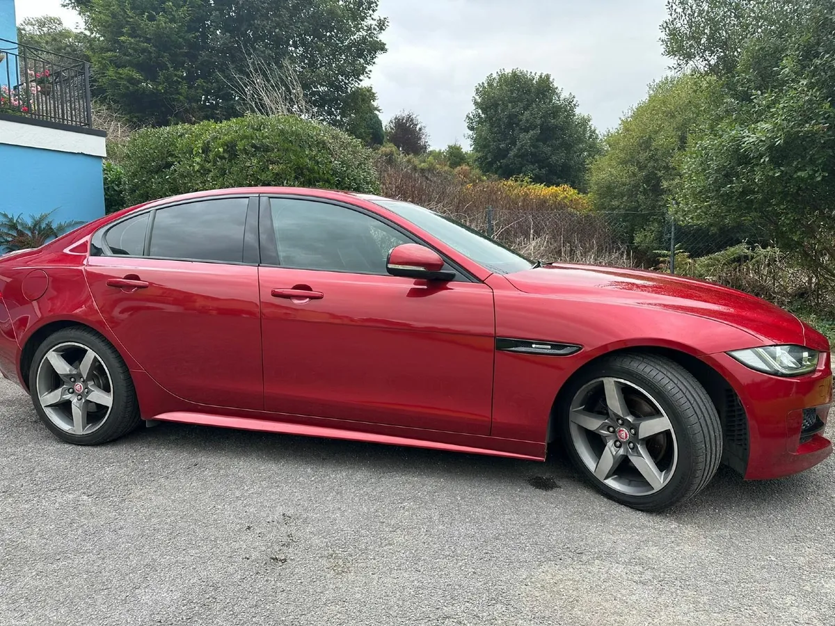 Jaguar XE R- Sport D2 2016 - Image 2