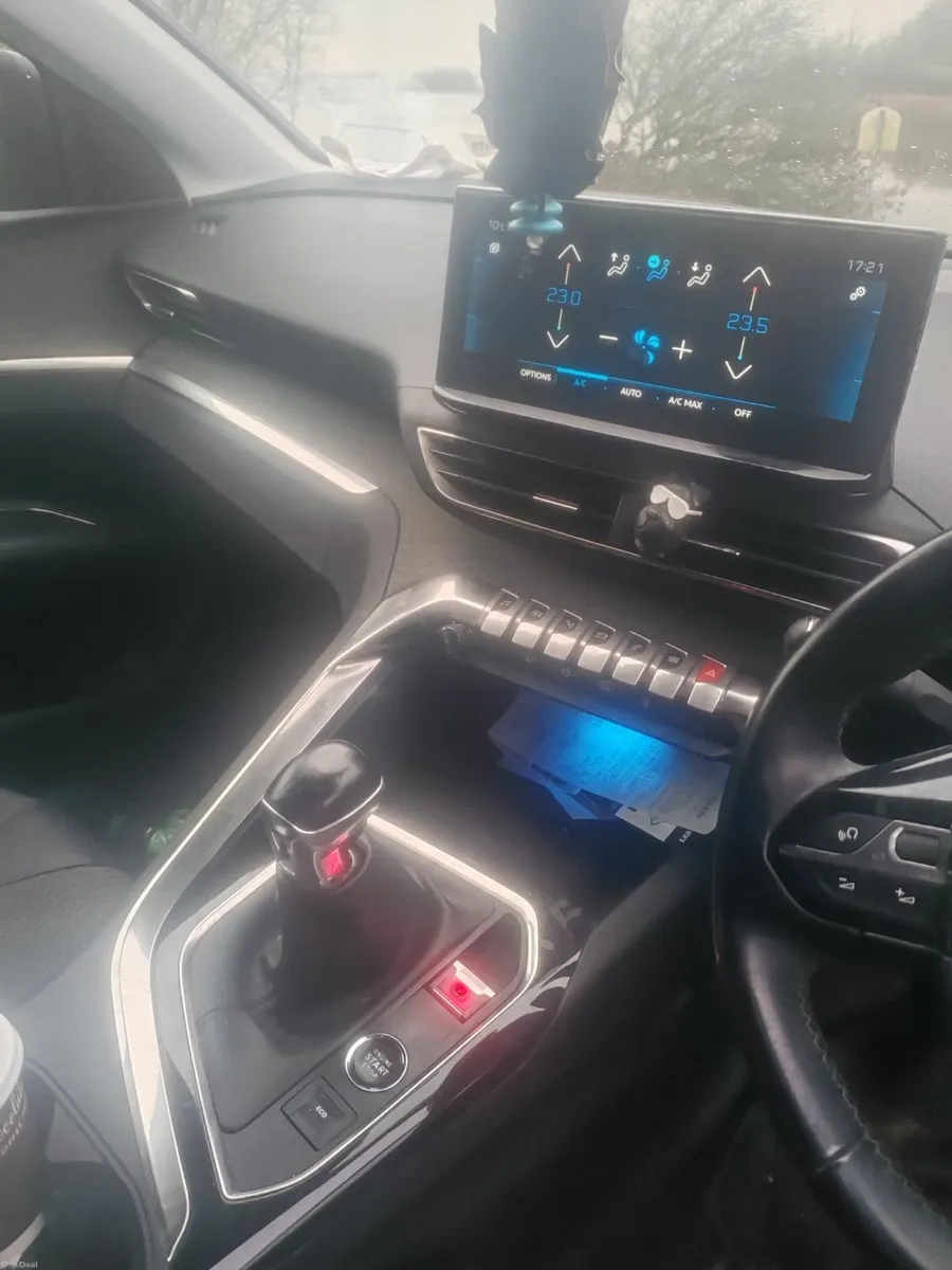 Peugeot 3008 2021 - Image 4