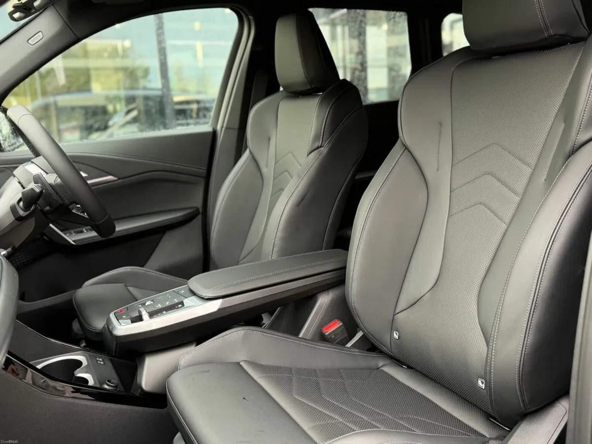 BMW iX1 eDrive20 M Sport - Image 4