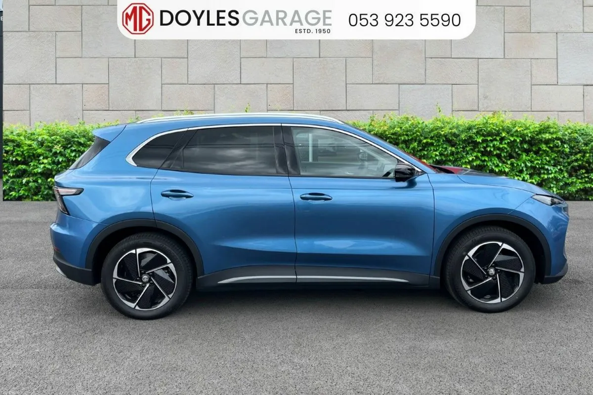 MG S5 MGS5 EV LR - EXCLUSIVE 5DR AUT - Image 2