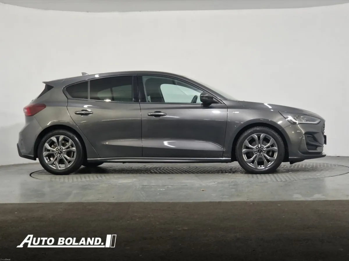 Ford Focus ST-LINE 1.0L  125PS - Image 4