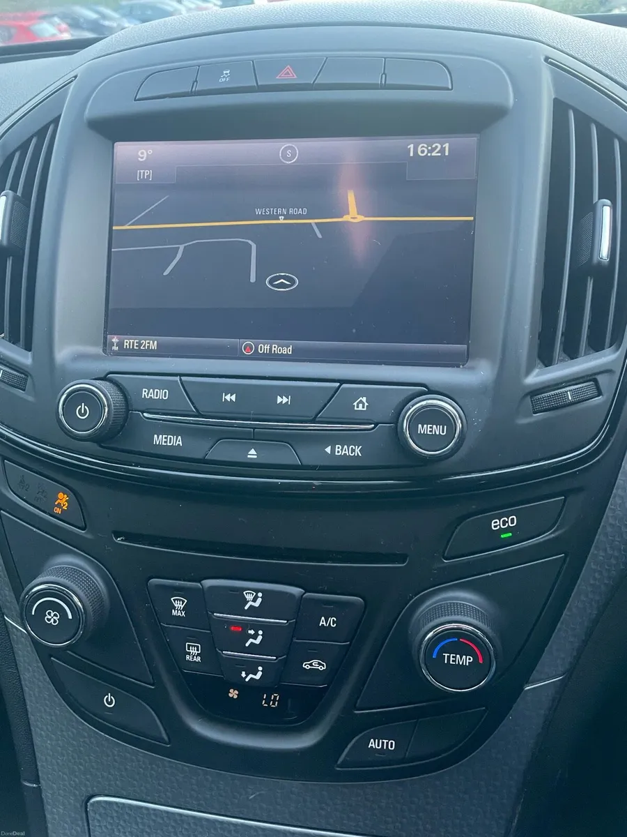 2017 Opel Insignia - Genuine Car ** - Image 4