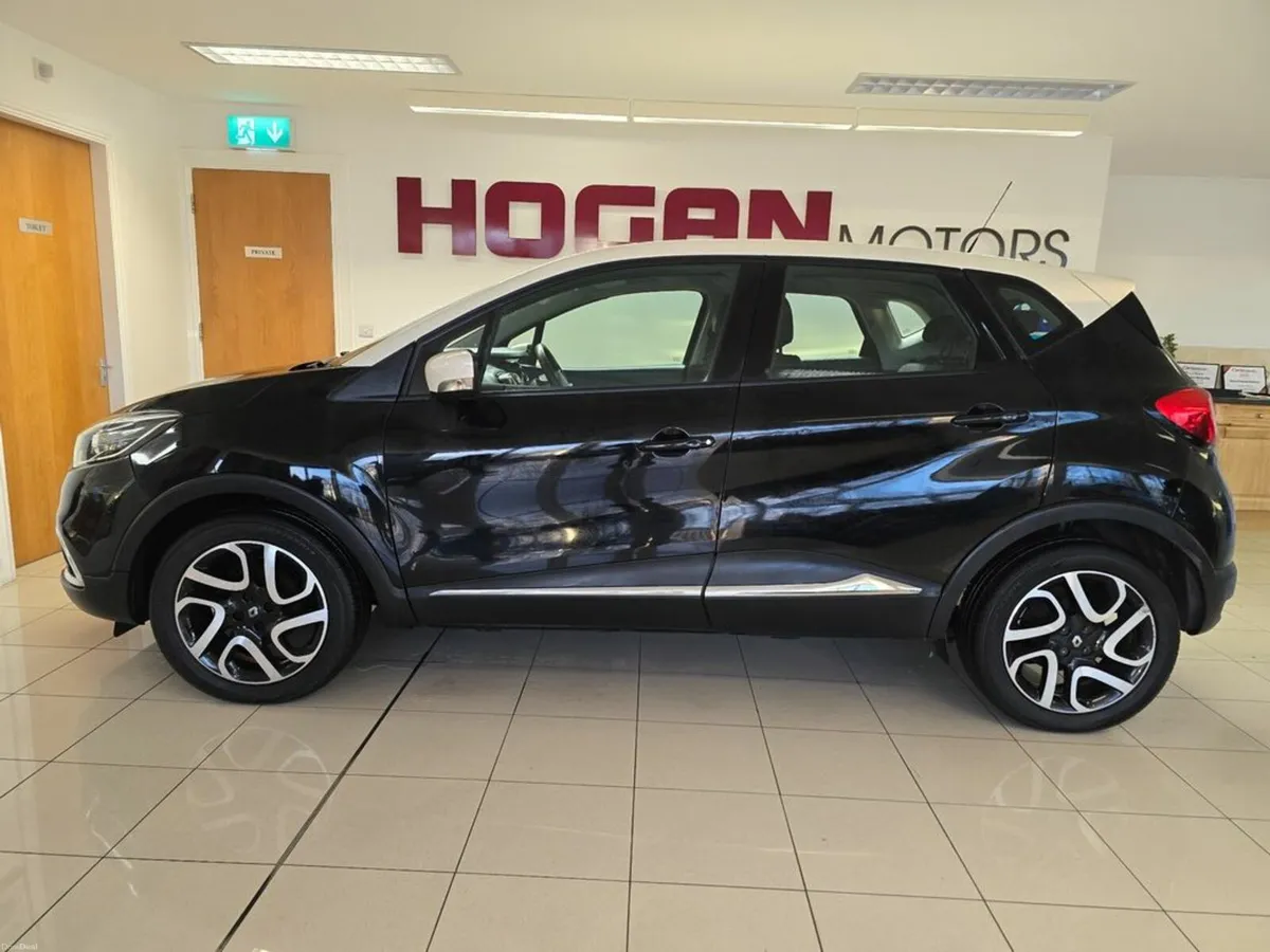Renault Captur Dynamique Media Nav 1.0 Petrol 5DR - Image 4