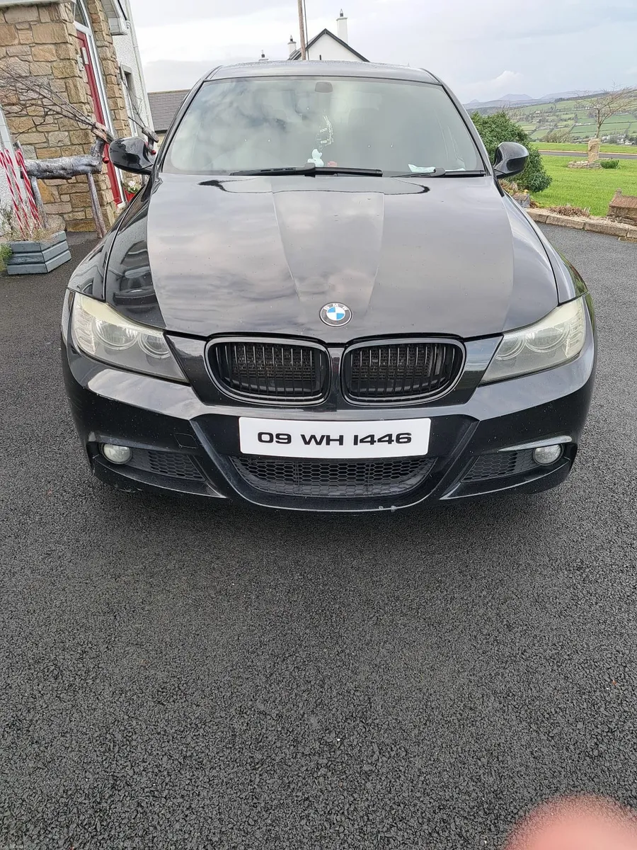 BMW 3-Series 2009 - Image 1